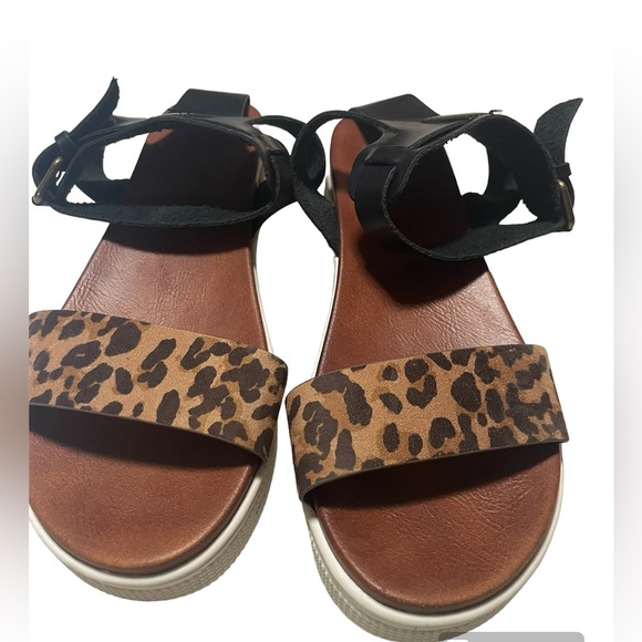 MIA Cheetah Sandals size 6.5 - Picture 1 of 6